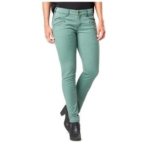 5.11 Tactical 6L women’s defender-flex slim pants size 6 long